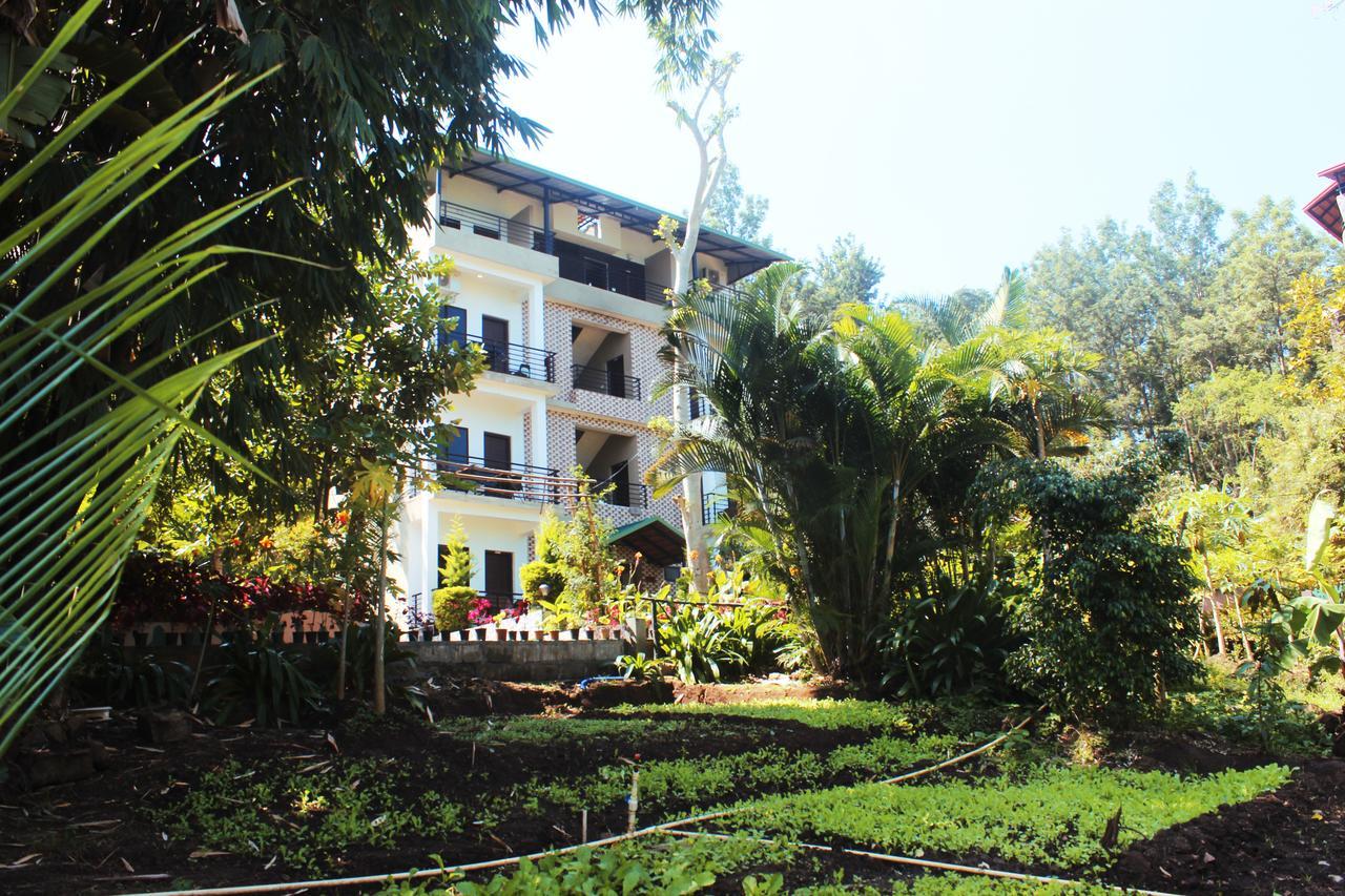 Coorg Jungle Camp Resort Suntikoppa Exterior photo
